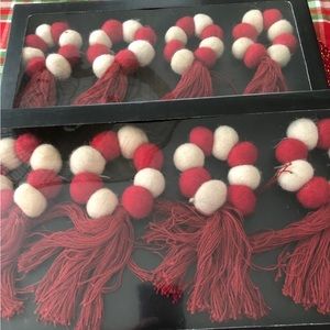 Rachel Zoe set of 8  Napkin Rings NWT